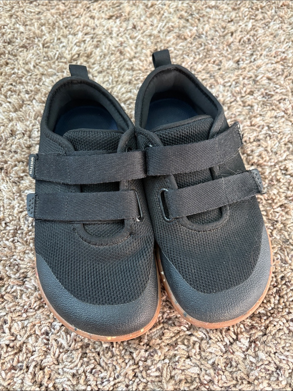 Barefoot style shoes